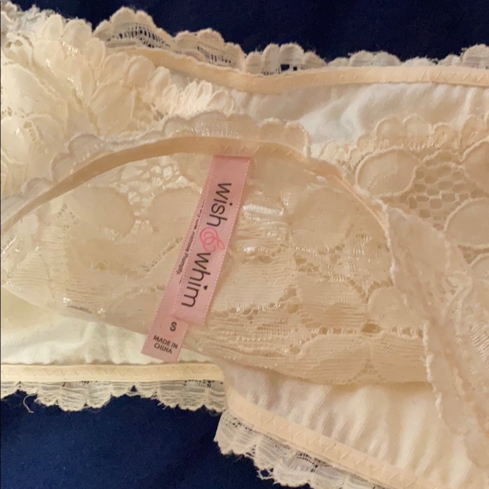 Lace Bra - Picture 3 of 3